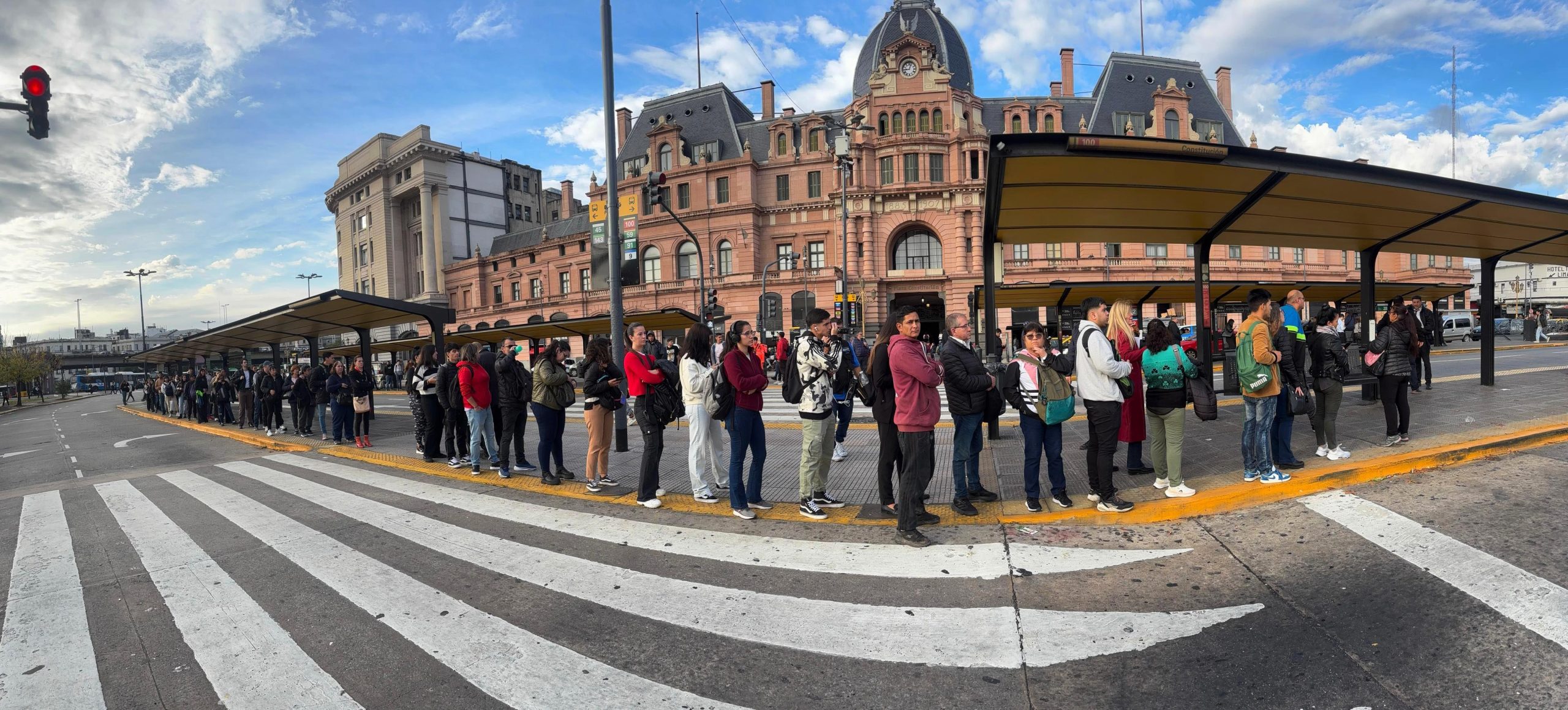 Sube el transporte público.